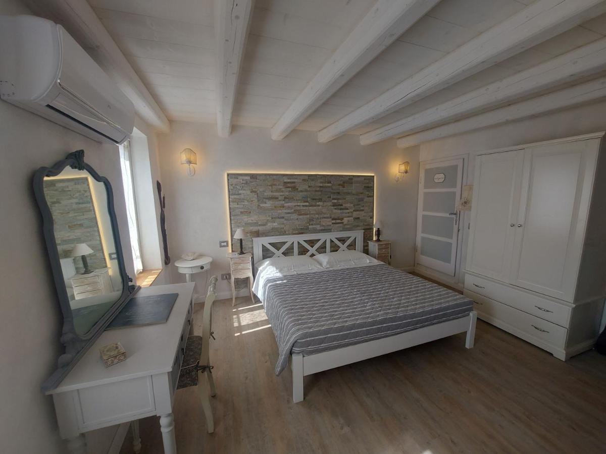 B&B Corte Colli Antichi Sona Eksteriør bilde